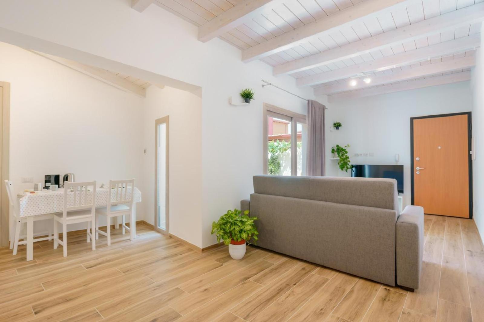 Guest House Deidda - Ts Rooms B&B San Sperate 외부 사진
